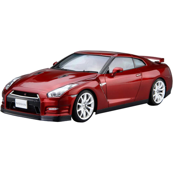 Nissan R35 GT-R '14 1/24 Scale Model (Pure Edition)