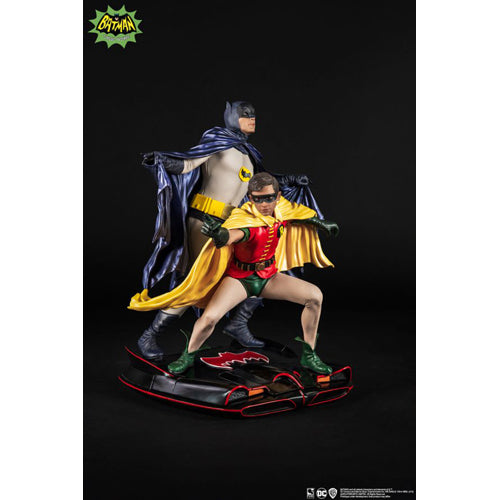 Batman & Robin 1:8 PVC Diorama